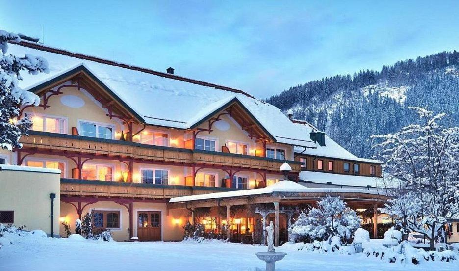 Hotel Rosenhof 4*